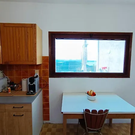 Vue Apartment Farinole
